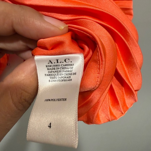 A.L.C. Ari Pleated Crop Top Spiced Coral NWT Size 4 - Picture 5 of 6